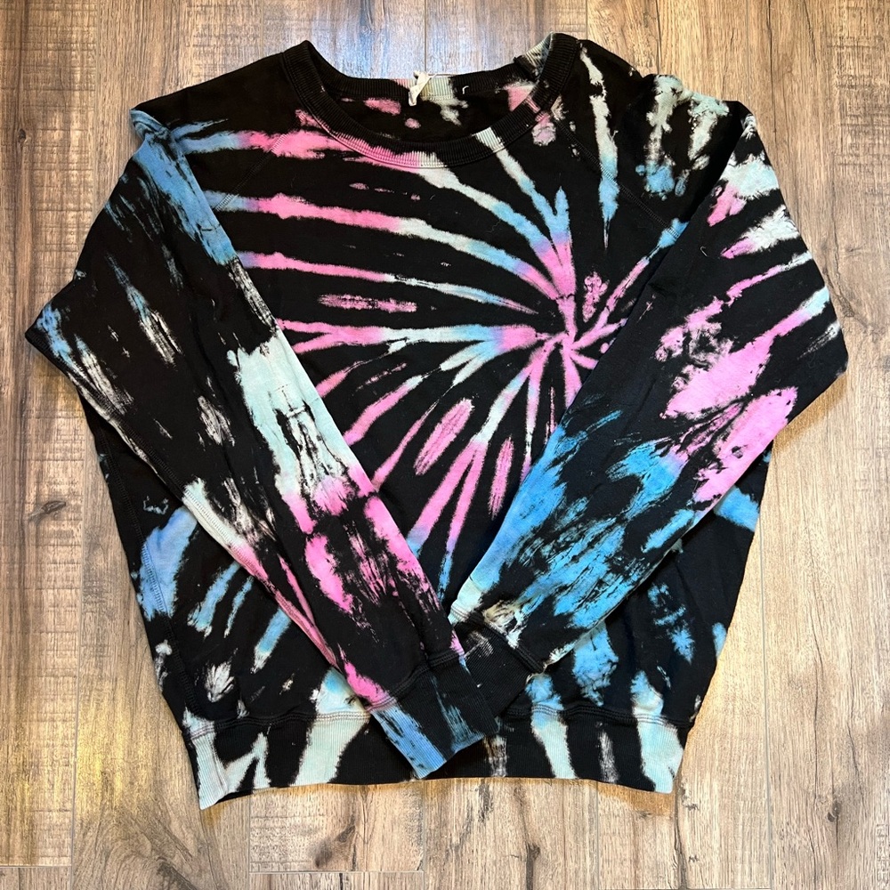 Lovestitch Tie Dye Sweatshirt